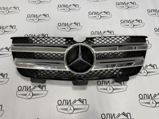 Решетка радиатора на Mercedes GL x164 рест